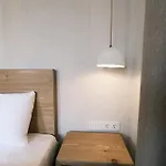 Otel Nephos *
