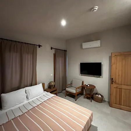 Hotell Nephos Side