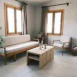 Nephos Hotel