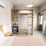 Hotell Nephos