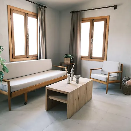 Nephos Hotel