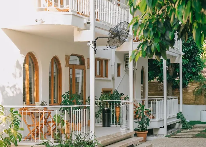 Hotel Nephos *