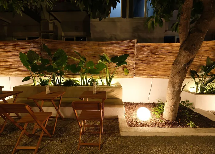 Nephos Hotel *