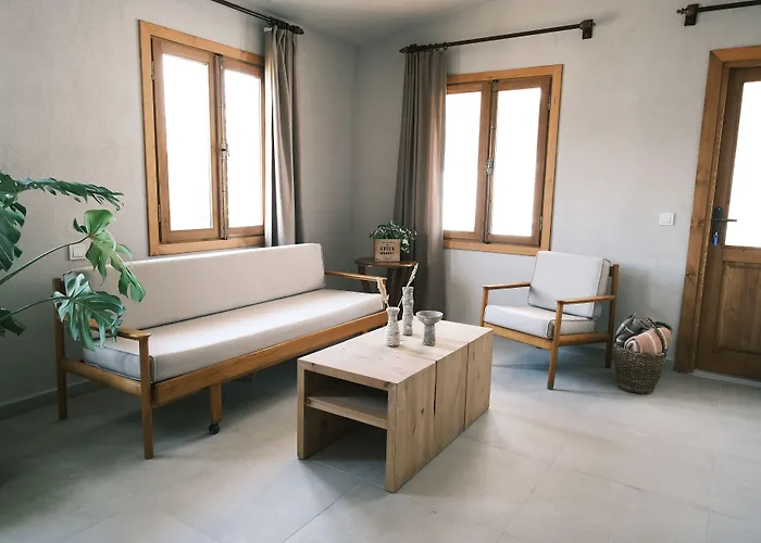 Nephos Hotel